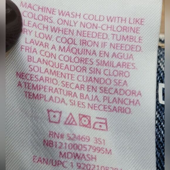 No Boundaries Double Color Denim Destructed Midi Jean Short High Rise Size 11 - Picture 9 of 9